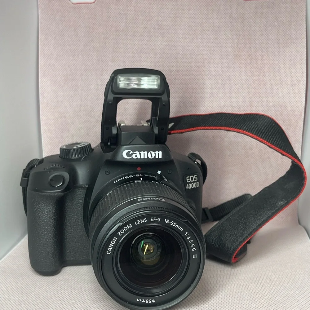 Canon EOS 4000D Black with Lens Kit
